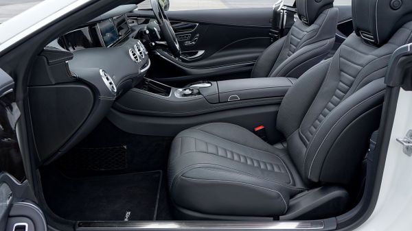 Coussins de voiture : voyagez confortablement et en style