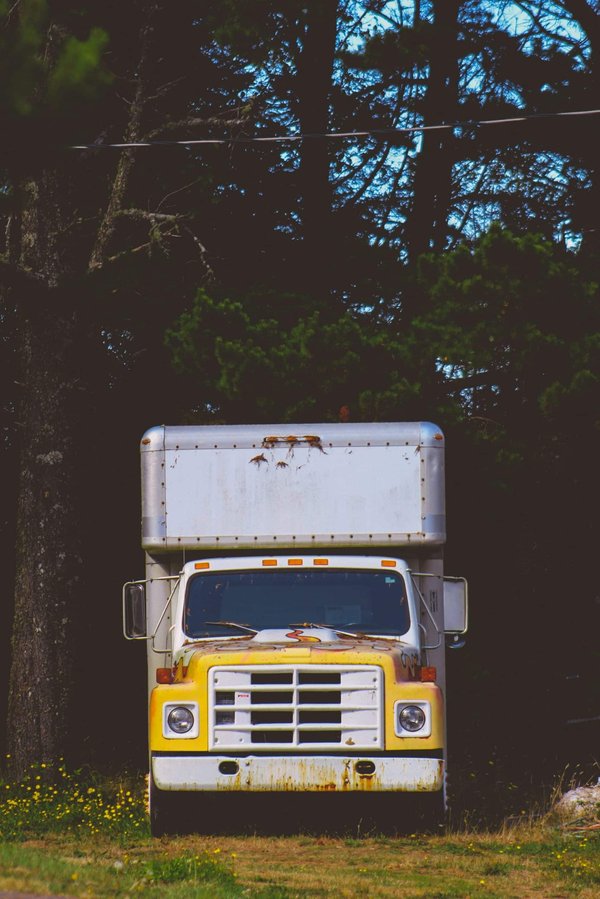 Les avantages des dispositifs de surveillance de la tension des chaînes pour les véhicules de transport de marchandises